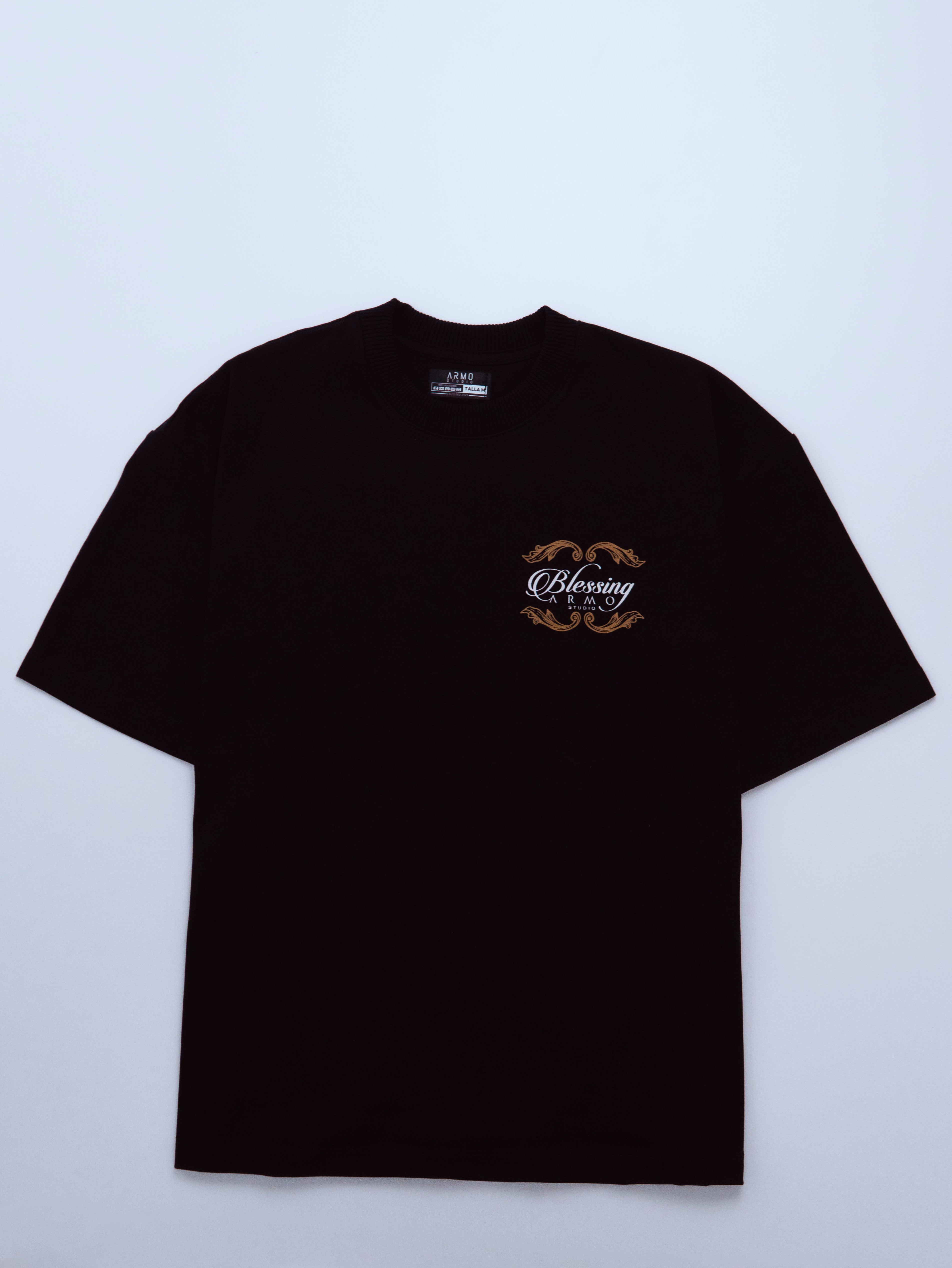 Camiseta Oversized Negra In His Shadow