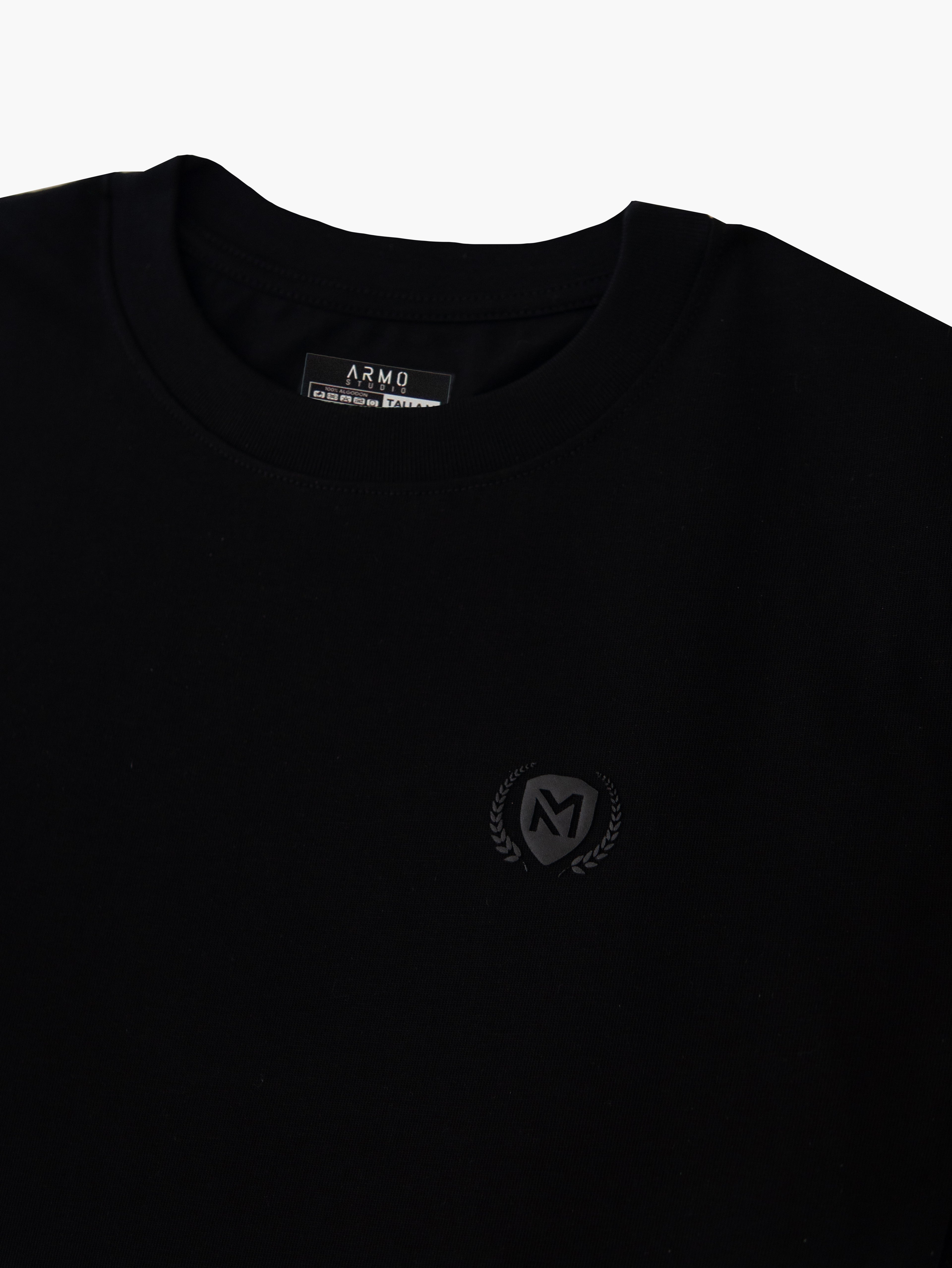 Camiseta Negra Armo Studio